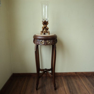 Table-lamp-classic-1
